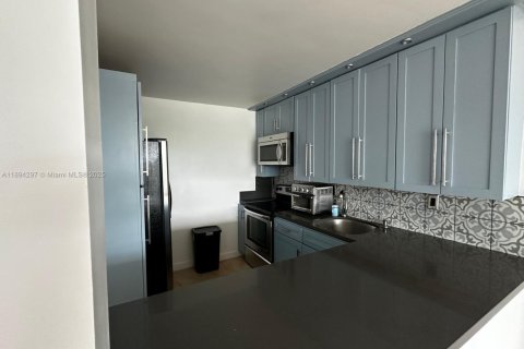 Copropriété à vendre à Miami Beach, Floride: 1 chambre, 80.27 m2 № 1946100 - photo 5