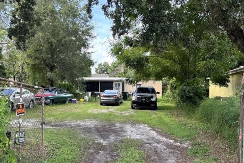 Immobilier commercial à Orlando, Floride 7 chambres, 218.88 m2 № 2399563