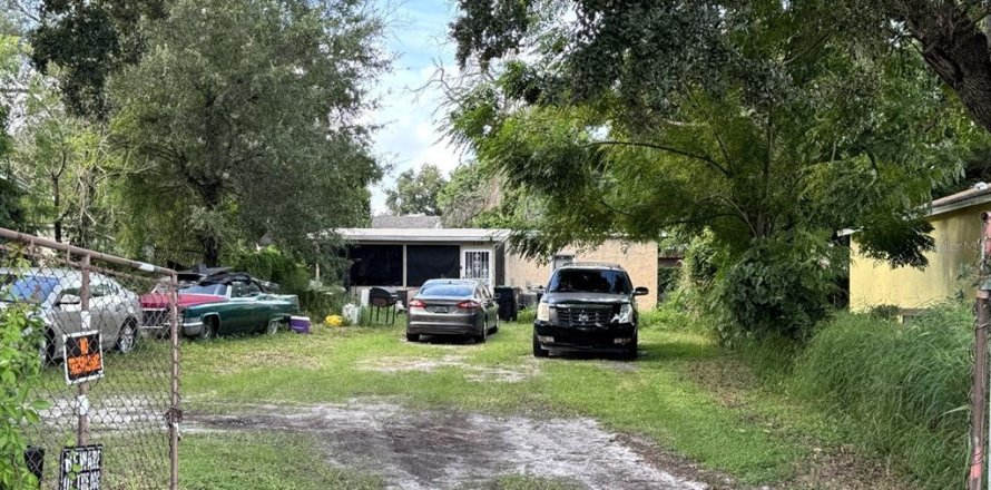Immobilier commercial à Orlando, Floride 7 chambres, 218.88 m2 № 2399563