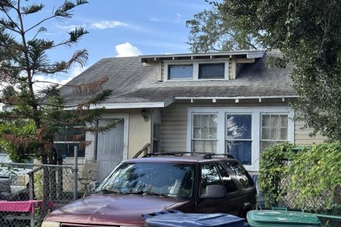 Immobilier commercial à vendre à Orlando, Floride: 7 chambres, 218.88 m2 № 2399563 - photo 4