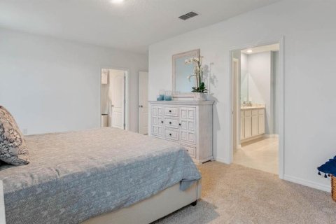 House in Winter Haven, Florida 5 bedrooms, 227.33 sq.m. № 1848104 - photo 20