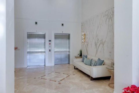 Copropriété à louer à West Palm Beach, Floride: 2 chambres, 96.62 m2 № 2154334 - photo 12
