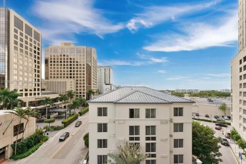 Copropriété à vendre à Miami, Floride: 2 chambres, 92.62 m2 № 2068098 - photo 2