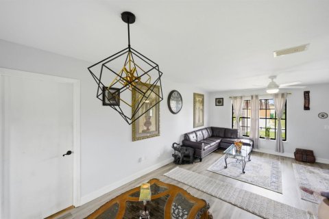 Casa en venta en Port St. Lucie, Florida, 2 dormitorios, 89.19 m2 № 2411823 - foto 13