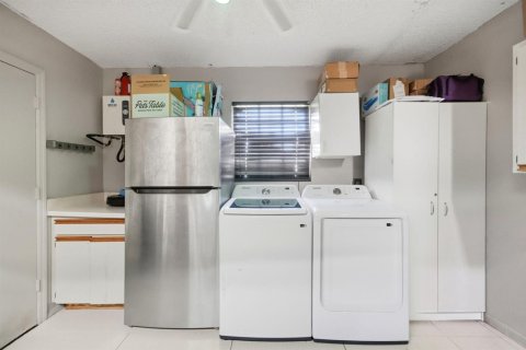 Casa en venta en Port St. Lucie, Florida, 2 dormitorios, 89.19 m2 № 2411823 - foto 25