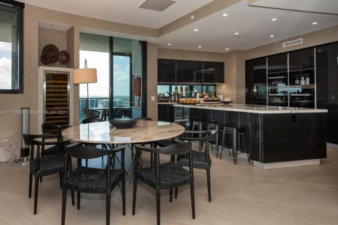 Copropriété à vendre à Sunny Isles Beach, Floride: 5 chambres, 385.92 m2 № 1863650 - photo 17