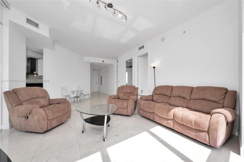 Condo in Sunny Isles Beach, Florida, 2 bedrooms  № 1713579 - photo 8