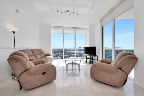 Condo in Sunny Isles Beach, Florida, 2 bedrooms  № 1713579 - photo 7