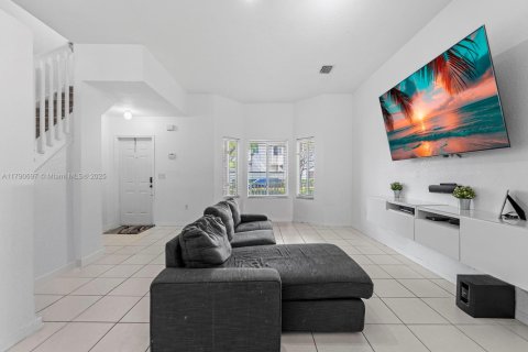 Townhouse in Homestead, Florida 2 bedrooms, 132.94 sq.m. № 1731464 - photo 4