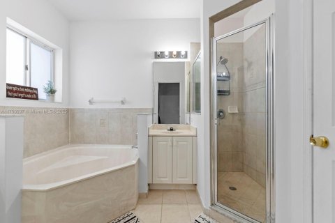 Townhouse in Homestead, Florida 2 bedrooms, 132.94 sq.m. № 1731464 - photo 16