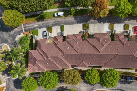 Townhouse in Homestead, Florida 2 bedrooms, 132.94 sq.m. № 1731464 - photo 24