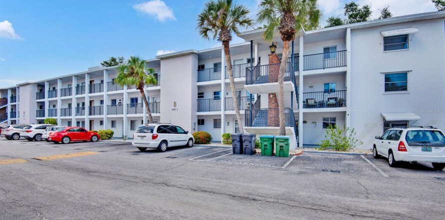 Condo in Bradenton, Florida, 2 bedrooms  № 2371538