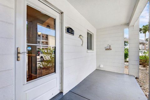 Condo in Bradenton, Florida, 2 bedrooms  № 2371538 - photo 3