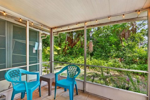 Condo in Bradenton, Florida, 2 bedrooms  № 2371538 - photo 11
