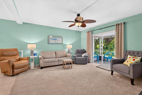 Condo in Bradenton, Florida, 2 bedrooms  № 2371538 - photo 9
