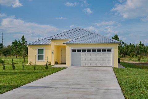 House in Indian lake estates, Florida 3 bedrooms, 152.36 sq.m. № 2199080