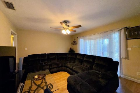 Villa ou maison à louer à Seffner, Floride: 3 chambres, 152.82 m2 № 2414996 - photo 20