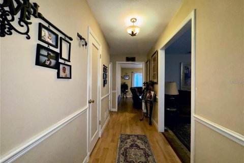 Villa ou maison à louer à Seffner, Floride: 3 chambres, 152.82 m2 № 2414996 - photo 5