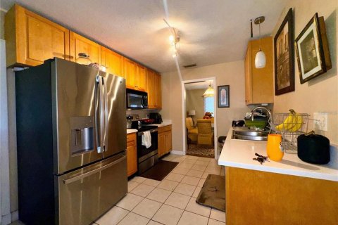 Villa ou maison à louer à Seffner, Floride: 3 chambres, 152.82 m2 № 2414996 - photo 15