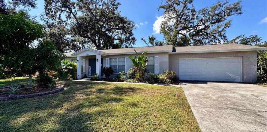 Villa ou maison à Seffner, Floride 3 chambres, 152.82 m2 № 2414996