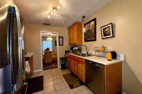 Villa ou maison à louer à Seffner, Floride: 3 chambres, 152.82 m2 № 2414996 - photo 16