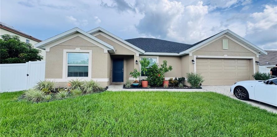 House in Kissimmee, Florida 4 bedrooms, 178.74 sq.m. № 1824674