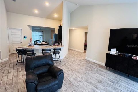 House in Kissimmee, Florida 4 bedrooms, 178.74 sq.m. № 1824674 - photo 7