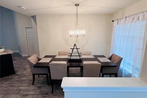 House in Kissimmee, Florida 4 bedrooms, 178.74 sq.m. № 1824674 - photo 3