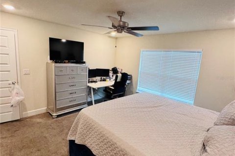 House in Kissimmee, Florida 4 bedrooms, 178.74 sq.m. № 1824674 - photo 12