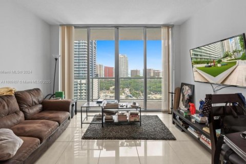 Condo in Miami, Florida, 1 bedroom  № 1933444 - photo 18