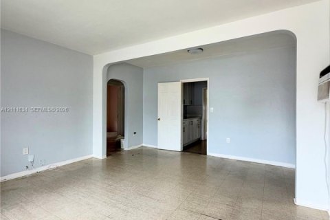 Villa ou maison à louer à Miami, Floride: 3 chambres, 126.9 m2 № 2431271 - photo 7