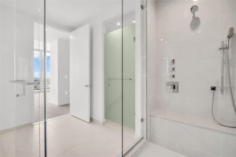 Condominio en venta en Saint Petersburg, Florida, 3 dormitorios, 180.97 m2 № 2229630 - foto 29