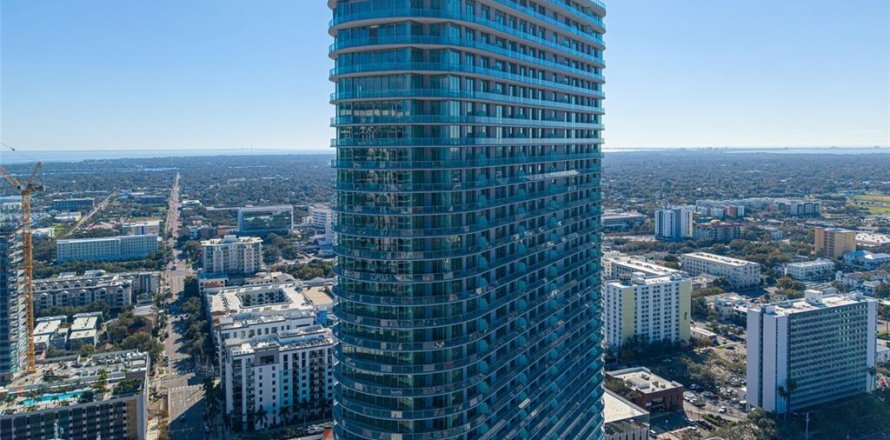 Condominio en Saint Petersburg, Florida, 3 dormitorios  № 2229630