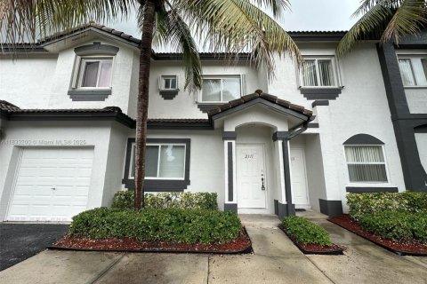 Condo in Homestead, Florida, 2 bedrooms  № 1818063 - photo 1