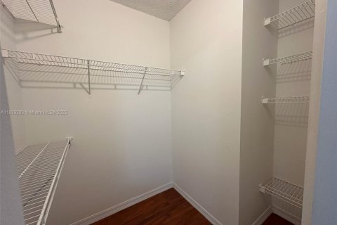 Condo in Homestead, Florida, 2 bedrooms  № 1818063 - photo 18
