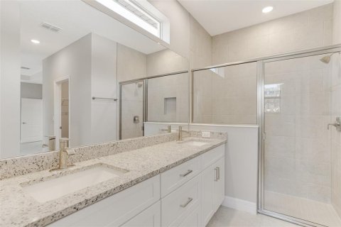 House in North Port, Florida 4 bedrooms, 184.88 sq.m. № 1723327 - photo 16