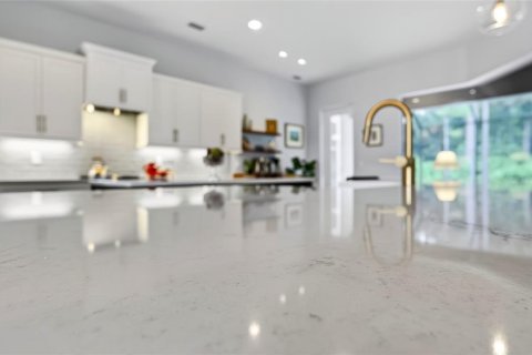 Casa en venta en New Smyrna Beach, Florida, 3 dormitorios, 213.4 m2 № 2349444 - foto 24