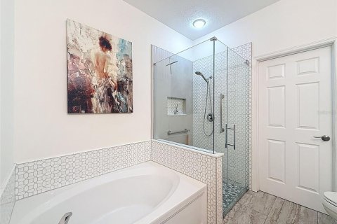 Townhouse in Palm Harbor, Florida 3 bedrooms, 209.03 sq.m. № 2114464 - photo 20