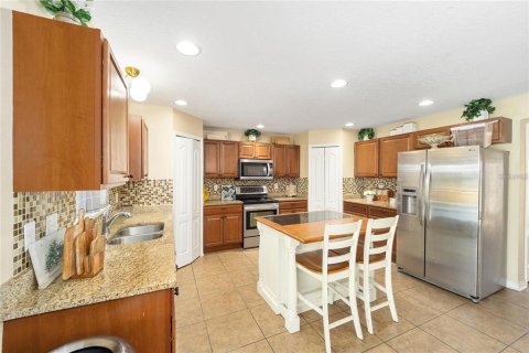 Casa en alquiler en Alachua, Florida, 4 dormitorios, 260.5 m2 № 1802120 - foto 13