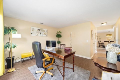 Casa en alquiler en Alachua, Florida, 4 dormitorios, 260.5 m2 № 1802120 - foto 9