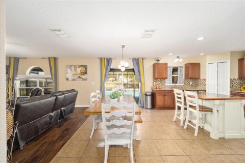 Casa en alquiler en Alachua, Florida, 4 dormitorios, 260.5 m2 № 1802120 - foto 14
