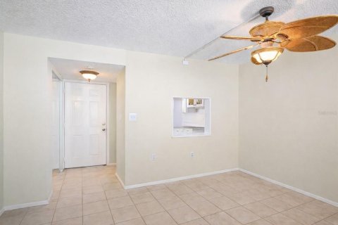 Copropriété à vendre à Sarasota, Floride: 2 chambres, 112.5 m2 № 2212745 - photo 7