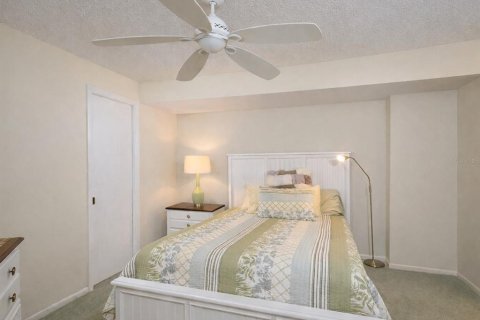 Copropriété à vendre à Sarasota, Floride: 2 chambres, 112.5 m2 № 2212745 - photo 21
