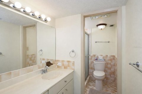 Copropriété à vendre à Sarasota, Floride: 2 chambres, 112.5 m2 № 2212745 - photo 27