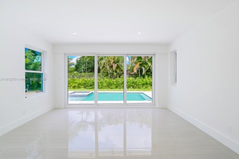 Villa ou maison à vendre à Miami Shores, Floride: 3 chambres, 204.38 m2 № 1966819 - photo 12