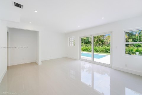 Villa ou maison à vendre à Miami Shores, Floride: 3 chambres, 204.38 m2 № 1966819 - photo 9