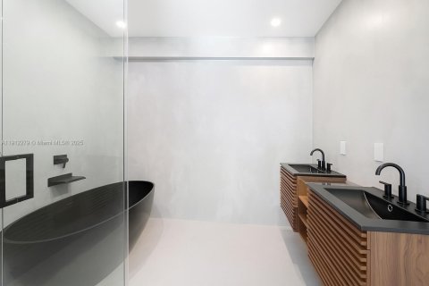 Villa ou maison à vendre à Miami Shores, Floride: 3 chambres, 204.38 m2 № 1966819 - photo 10