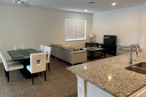Casa en alquiler en Davenport, Florida, 4 dormitorios, 179.95 m2 № 1658111 - foto 5