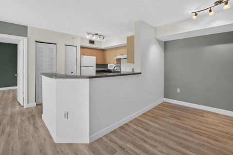 Condo in Boynton Beach, Florida, 2 bedrooms  № 2420748 - photo 8