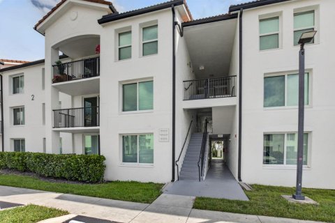 Condo in Boynton Beach, Florida, 2 bedrooms  № 2420748 - photo 4